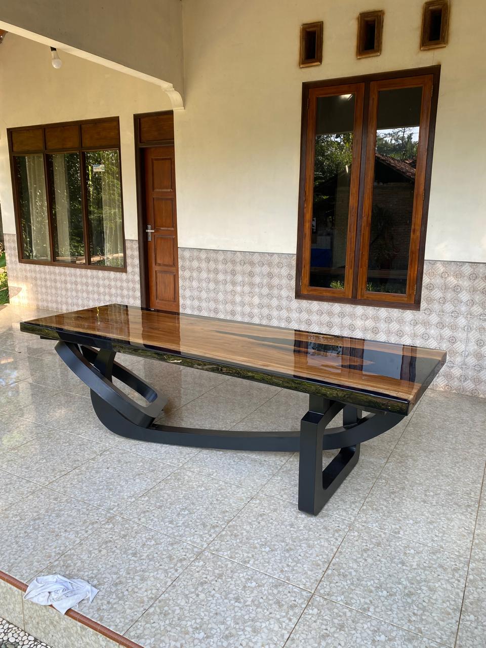 Midnight Black-Van Java Furniture UK-Hardwood & Resin Table