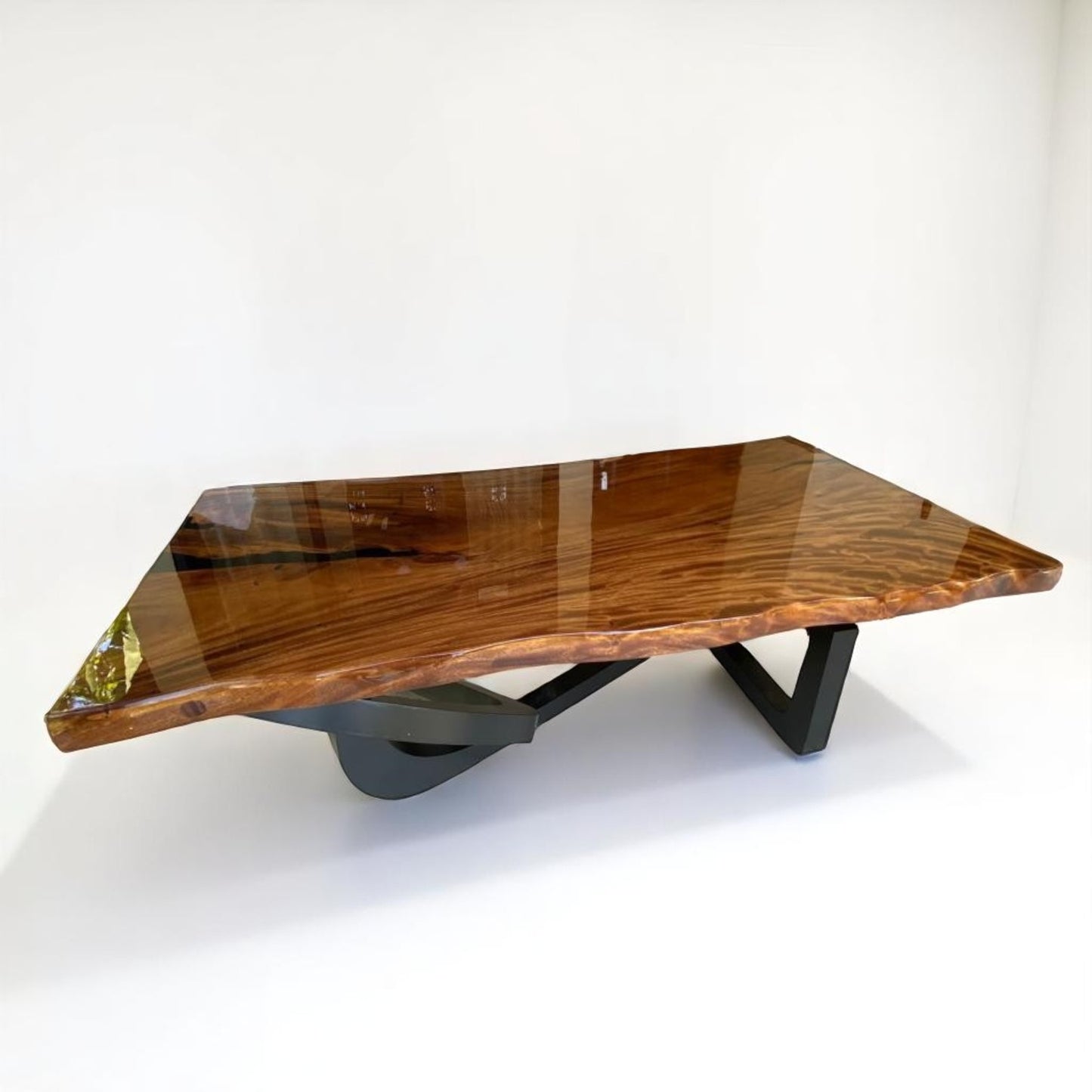 hardwood and resin table UK